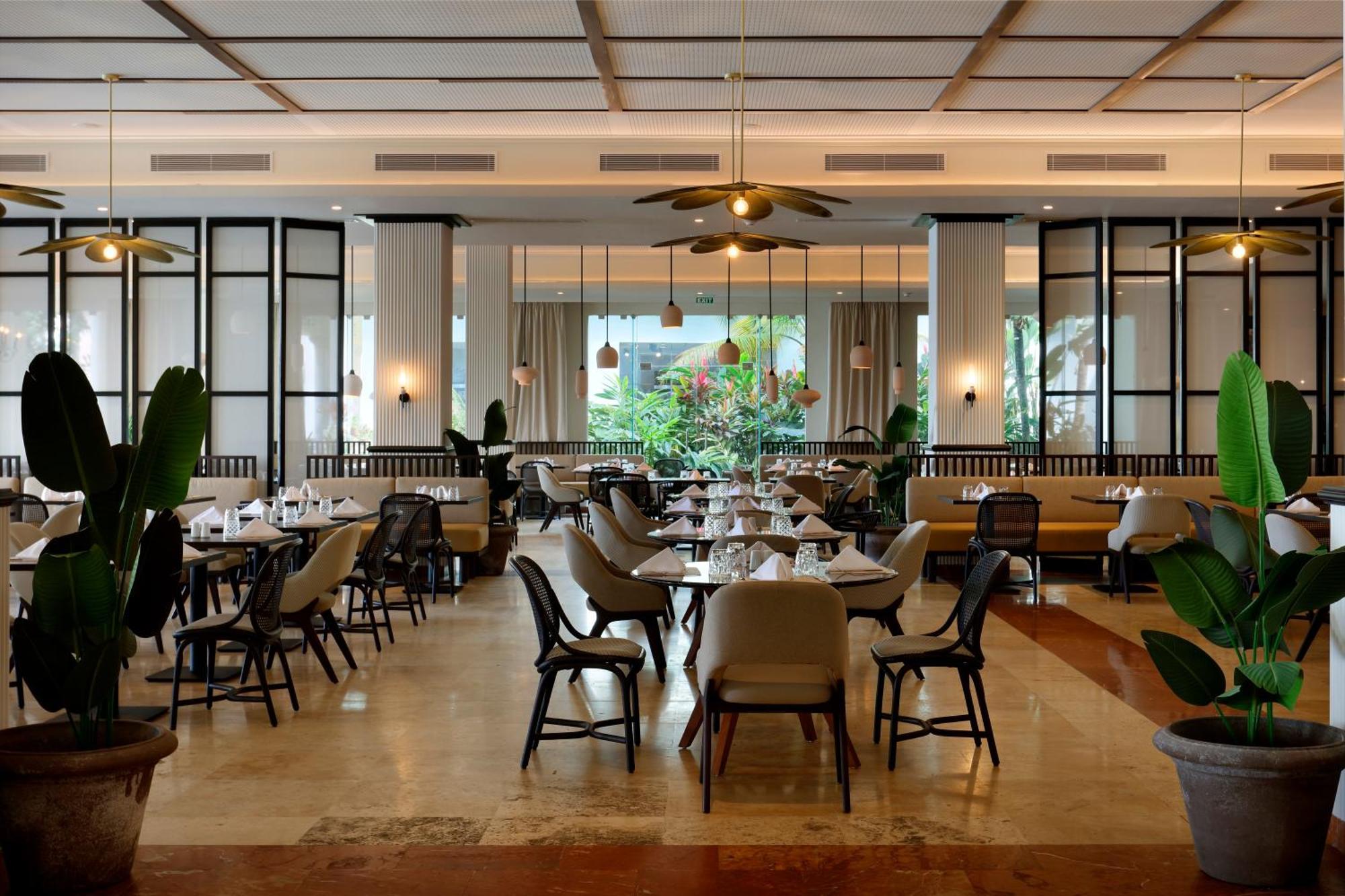 The Signature Level At Grand Palladium Lady Hamilton Resort & Spa 루세아 외부 사진