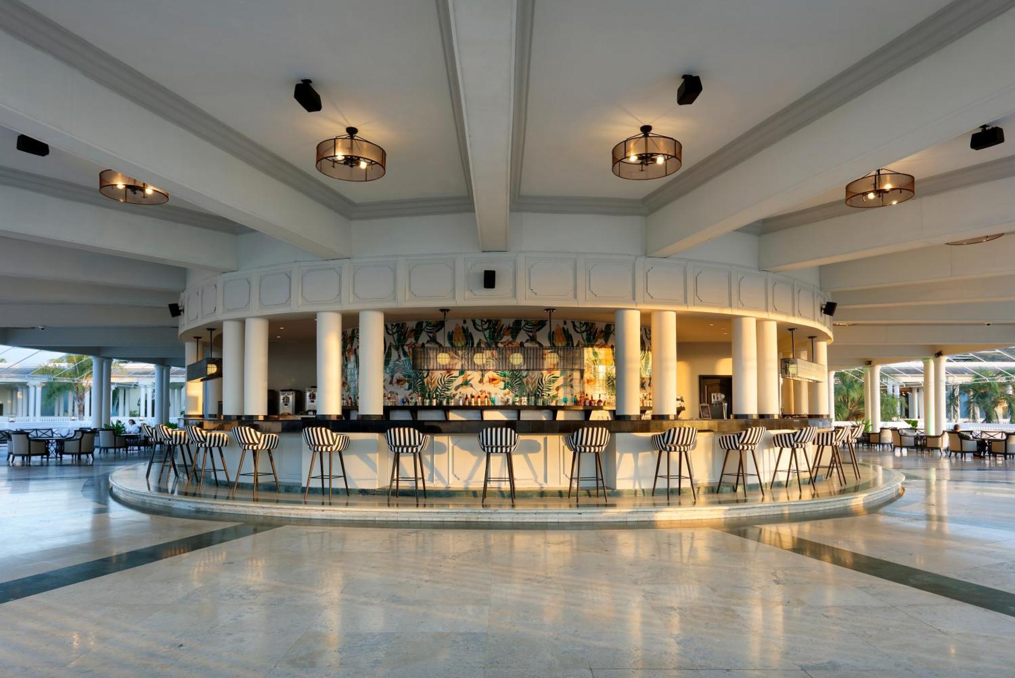 The Signature Level At Grand Palladium Lady Hamilton Resort & Spa 루세아 외부 사진