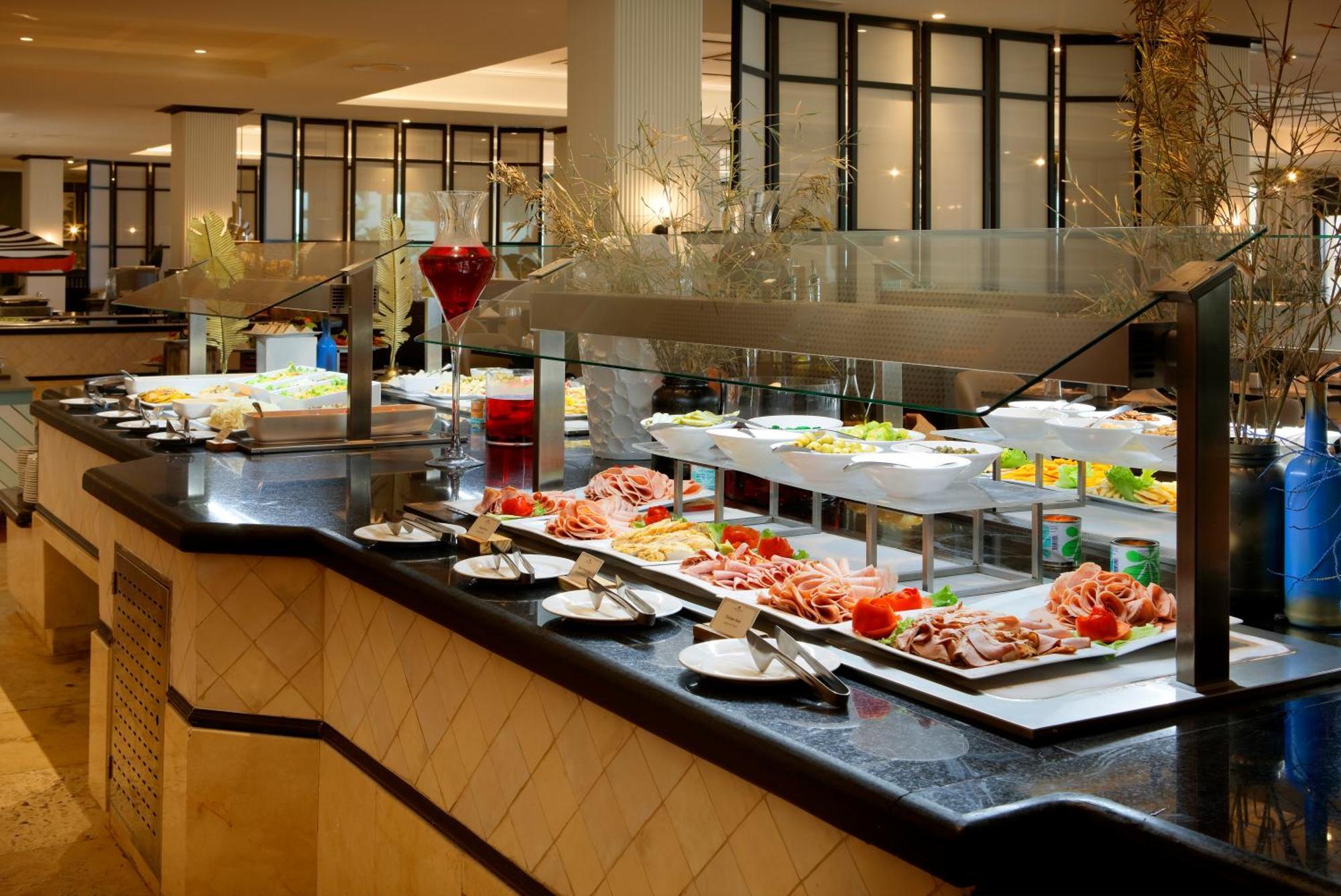 The Signature Level At Grand Palladium Lady Hamilton Resort & Spa 루세아 외부 사진