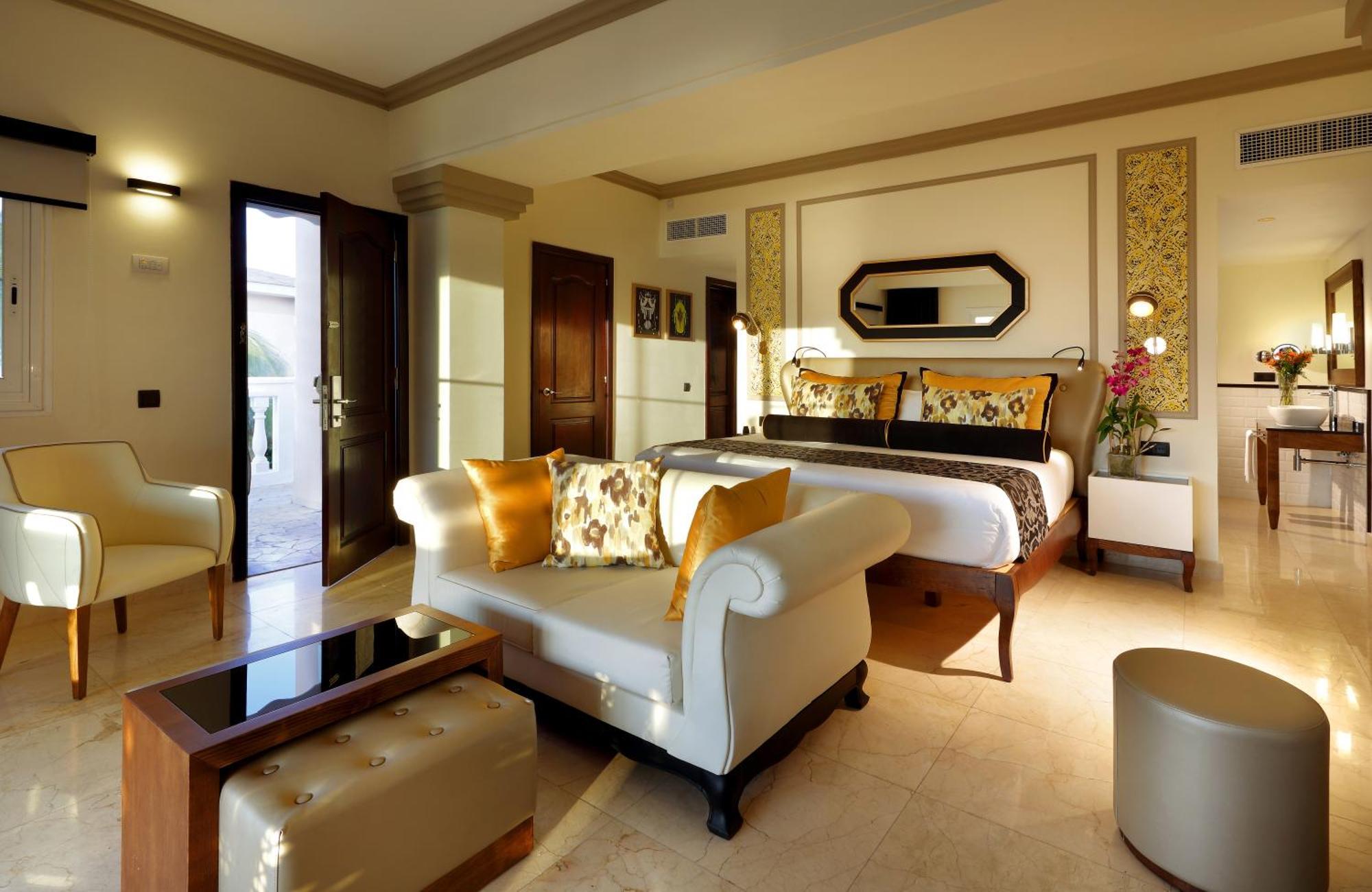 The Signature Level At Grand Palladium Lady Hamilton Resort & Spa 루세아 외부 사진